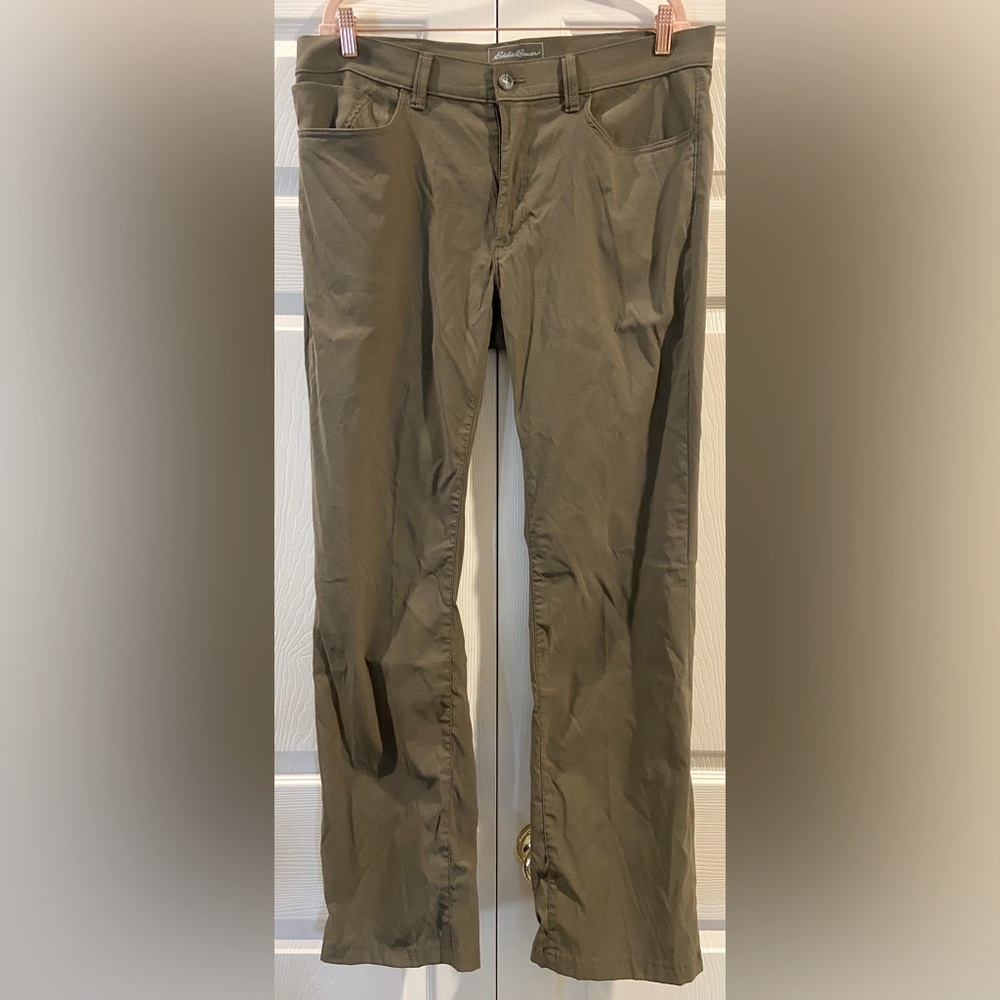 Eddie Bauer Mens Sz 36x32  Travex Pants Beige Stretch Flex
